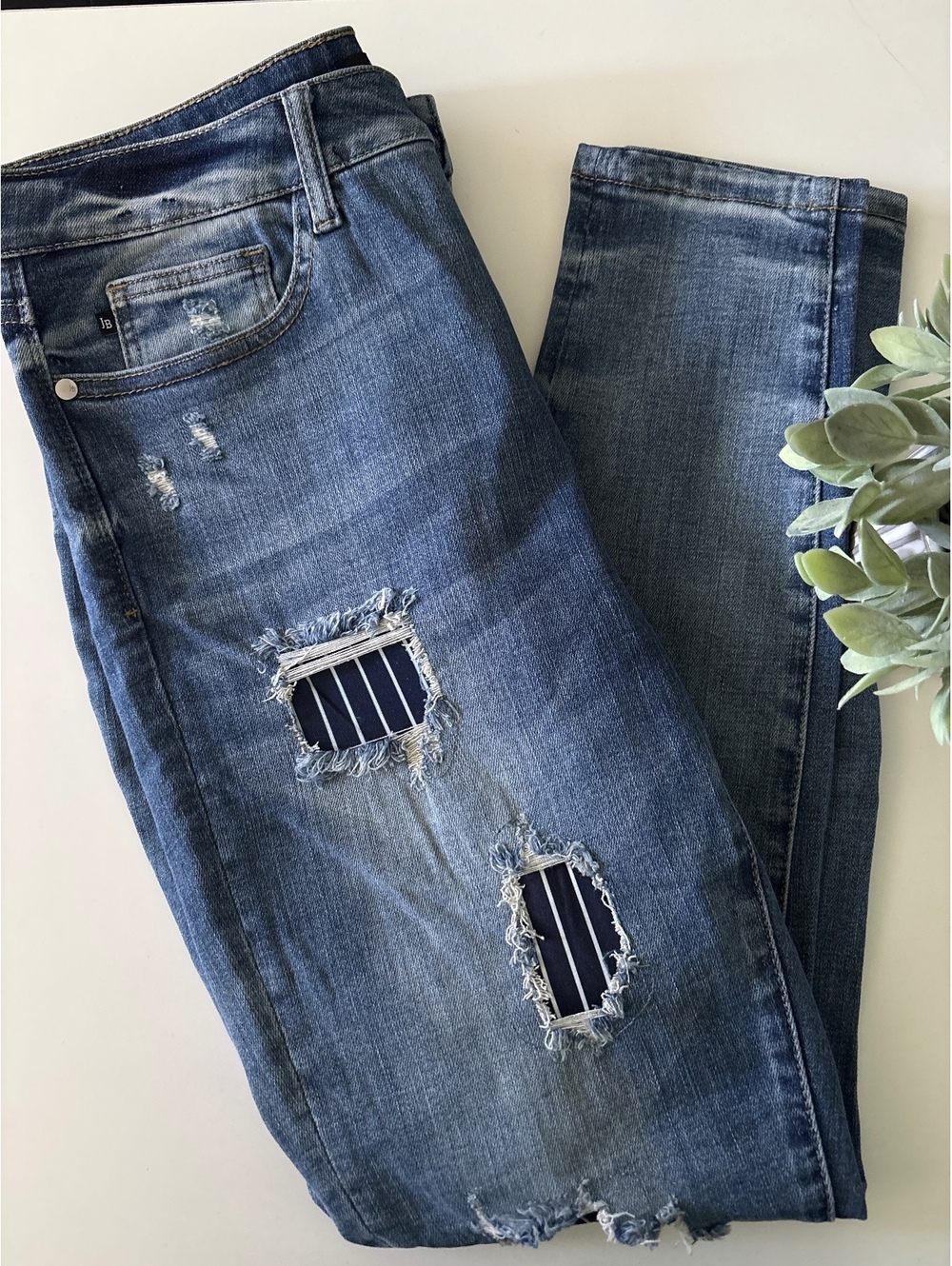 Judy Blue Distressed Jeans, Women’s 30